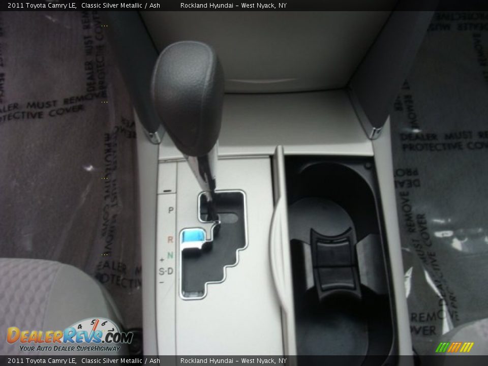 2011 Toyota Camry LE Classic Silver Metallic / Ash Photo #17