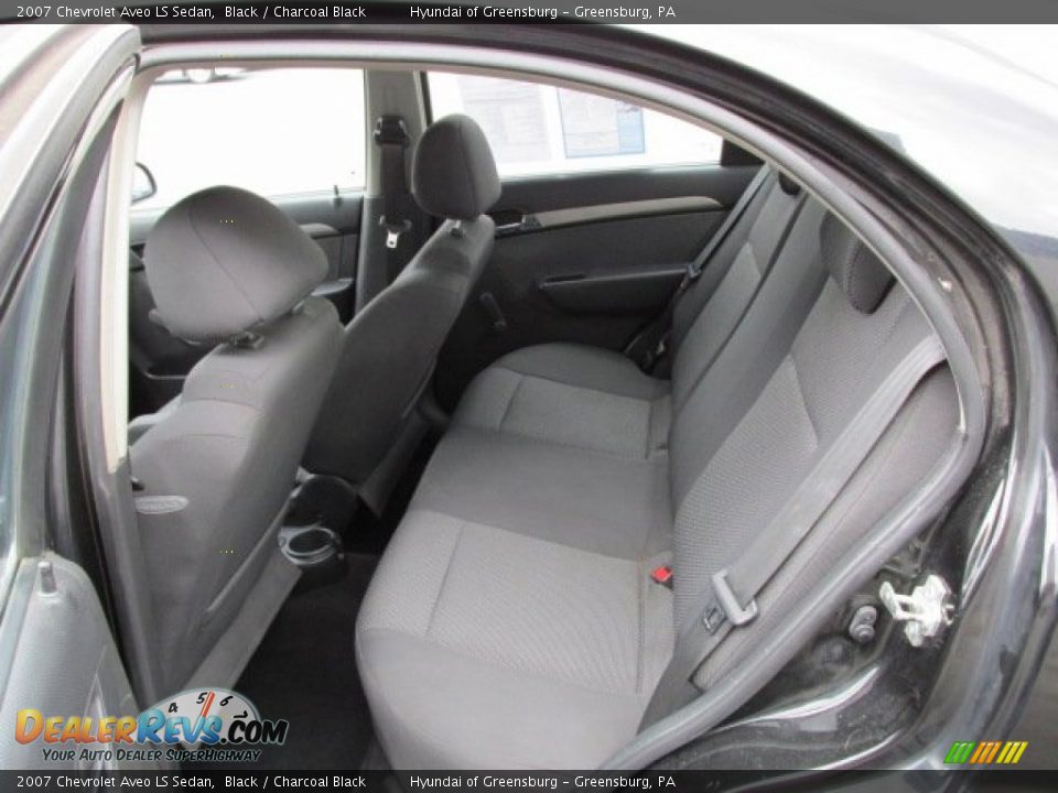 2007 Chevrolet Aveo LS Sedan Black / Charcoal Black Photo #16