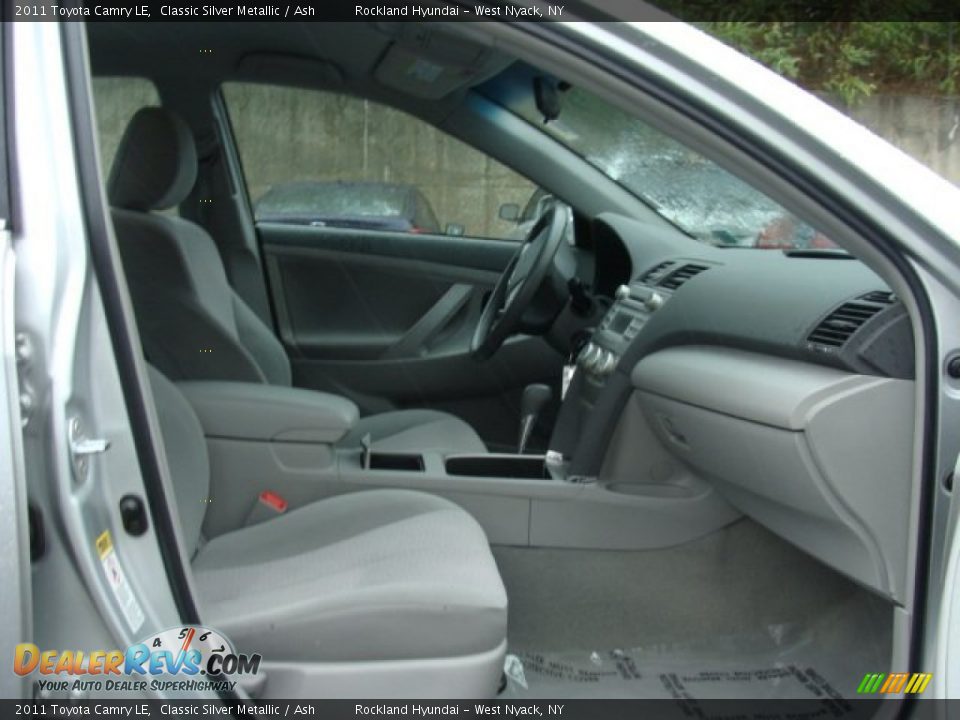 2011 Toyota Camry LE Classic Silver Metallic / Ash Photo #24