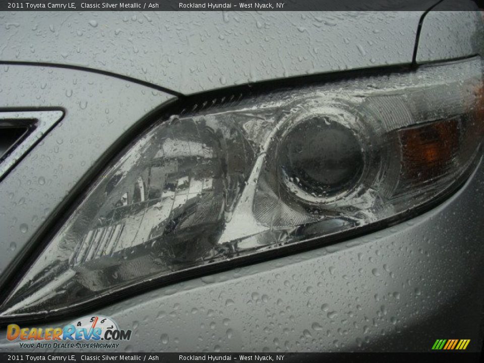2011 Toyota Camry LE Classic Silver Metallic / Ash Photo #28