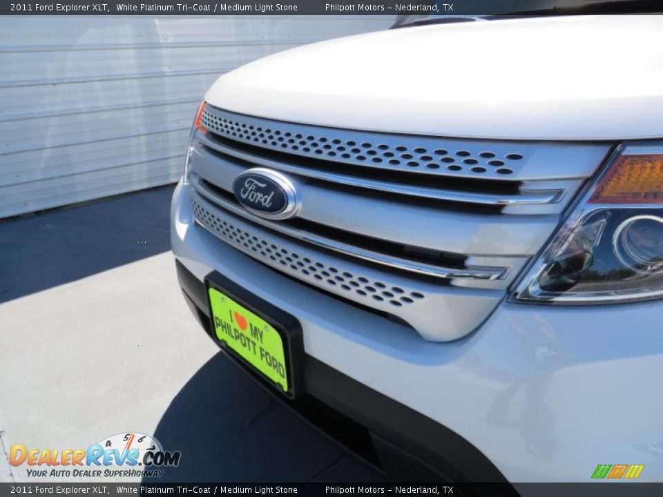 2011 Ford Explorer XLT White Platinum Tri-Coat / Medium Light Stone Photo #11