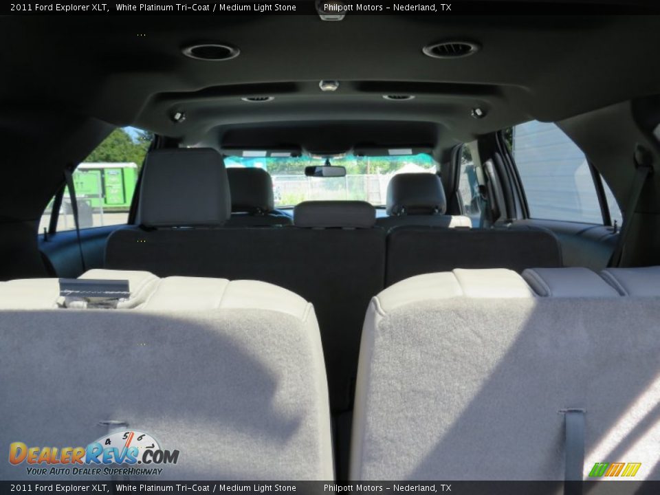 2011 Ford Explorer XLT White Platinum Tri-Coat / Medium Light Stone Photo #33