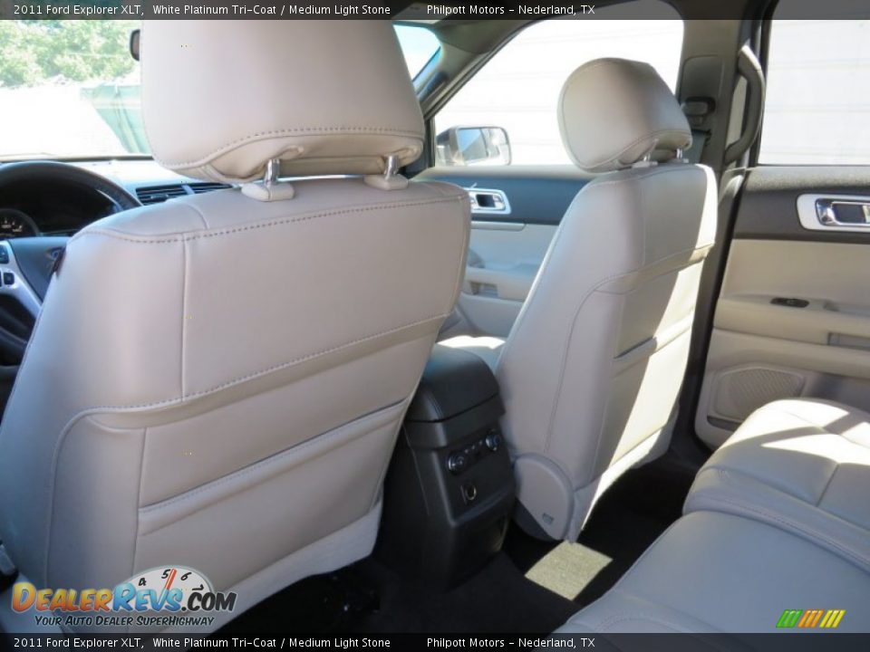 2011 Ford Explorer XLT White Platinum Tri-Coat / Medium Light Stone Photo #36