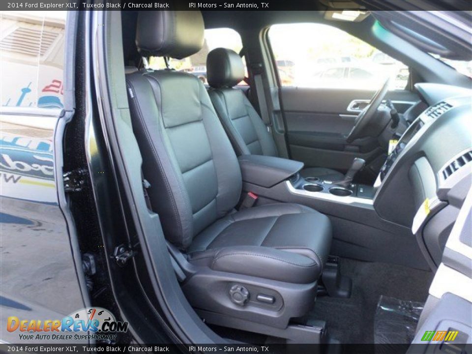 2014 Ford Explorer XLT Tuxedo Black / Charcoal Black Photo #10