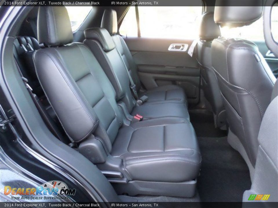 2014 Ford Explorer XLT Tuxedo Black / Charcoal Black Photo #12