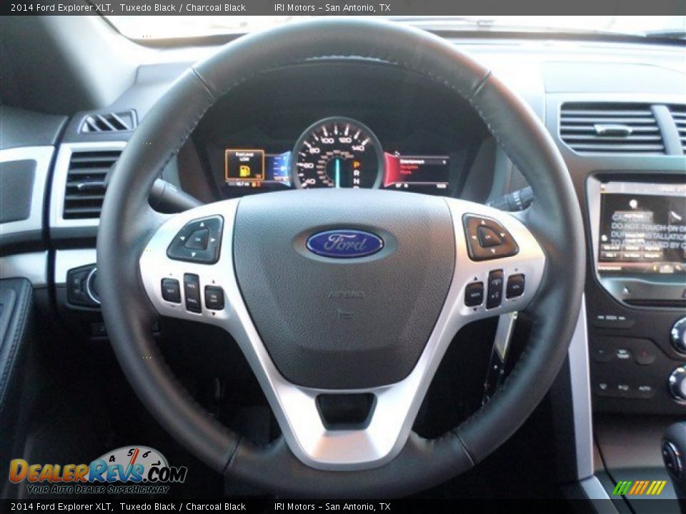 2014 Ford Explorer XLT Tuxedo Black / Charcoal Black Photo #17