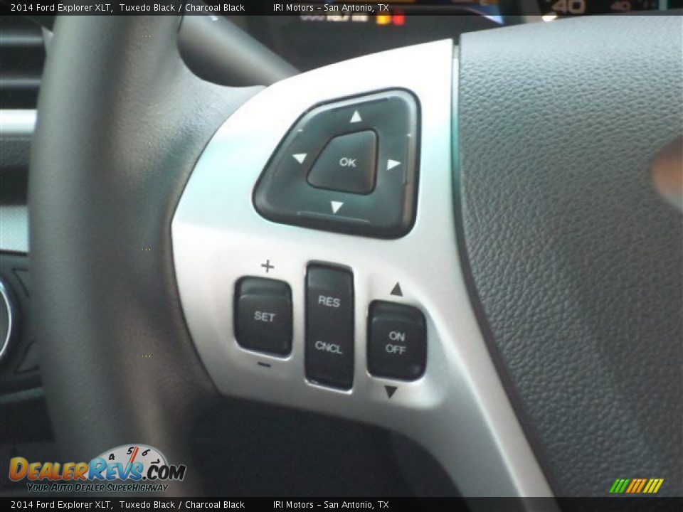 2014 Ford Explorer XLT Tuxedo Black / Charcoal Black Photo #18