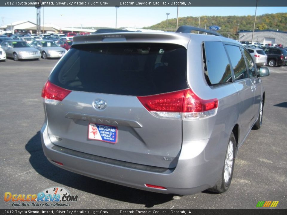 2012 Toyota Sienna Limited Silver Sky Metallic / Light Gray Photo #4