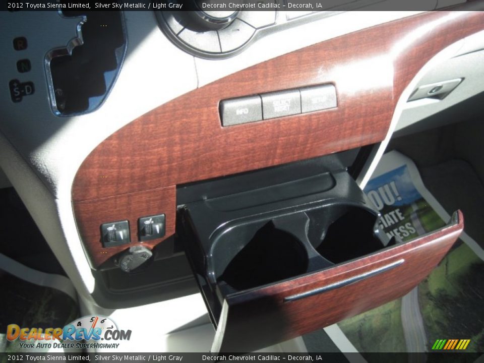 2012 Toyota Sienna Limited Silver Sky Metallic / Light Gray Photo #11