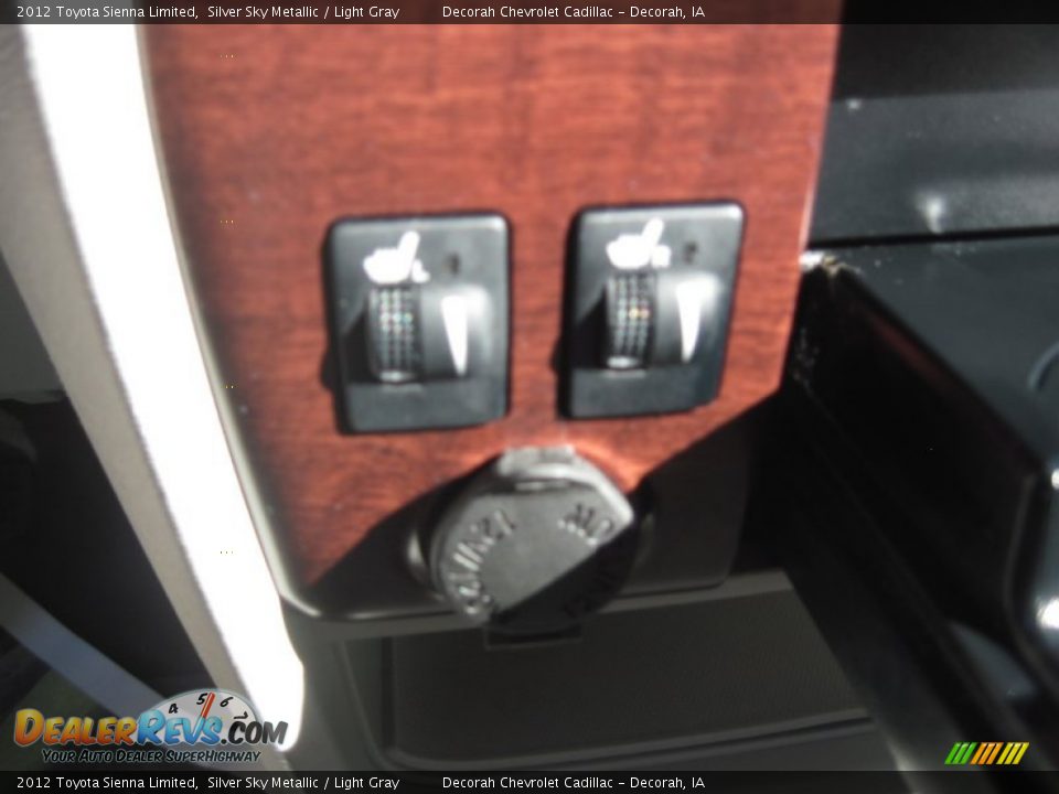 2012 Toyota Sienna Limited Silver Sky Metallic / Light Gray Photo #12
