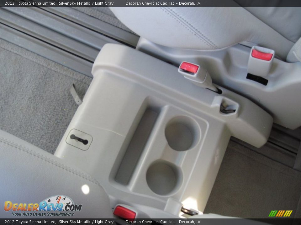 2012 Toyota Sienna Limited Silver Sky Metallic / Light Gray Photo #21