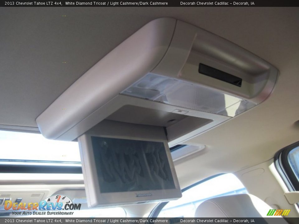 2013 Chevrolet Tahoe LTZ 4x4 White Diamond Tricoat / Light Cashmere/Dark Cashmere Photo #10