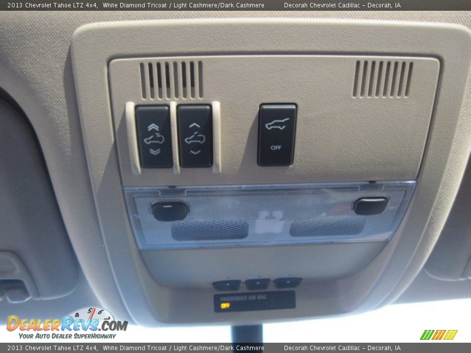2013 Chevrolet Tahoe LTZ 4x4 White Diamond Tricoat / Light Cashmere/Dark Cashmere Photo #17