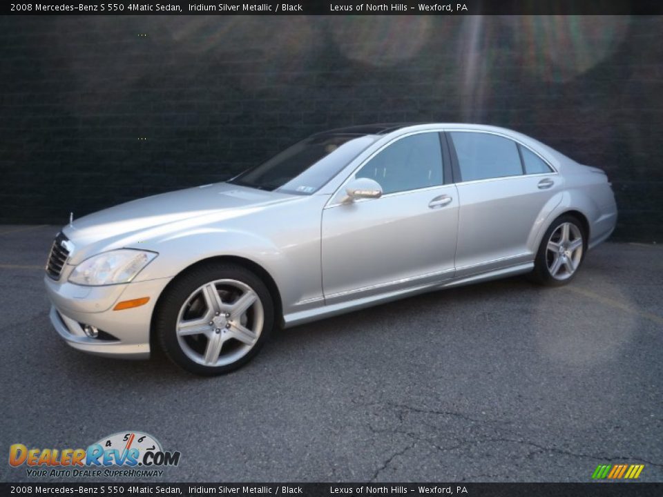 Front 3/4 View of 2008 Mercedes-Benz S 550 4Matic Sedan Photo #1