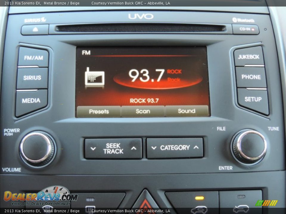Audio System of 2013 Kia Sorento EX Photo #16