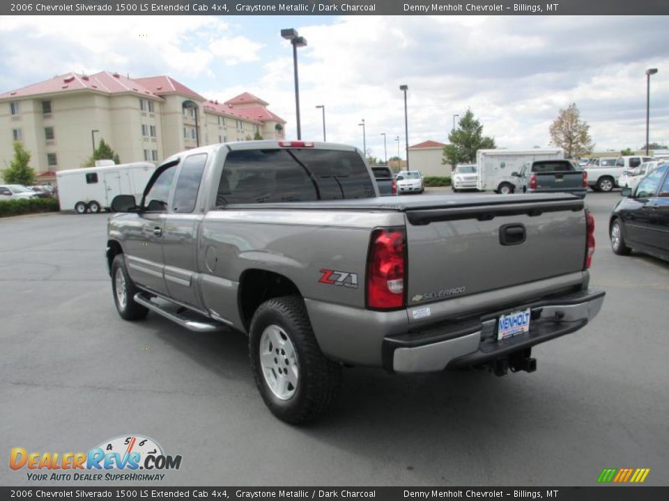 2006 Chevrolet Silverado 1500 LS Extended Cab 4x4 Graystone Metallic / Dark Charcoal Photo #4