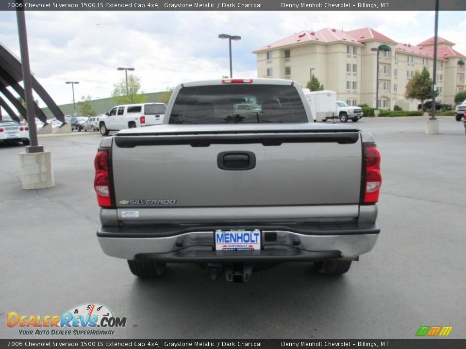 2006 Chevrolet Silverado 1500 LS Extended Cab 4x4 Graystone Metallic / Dark Charcoal Photo #5