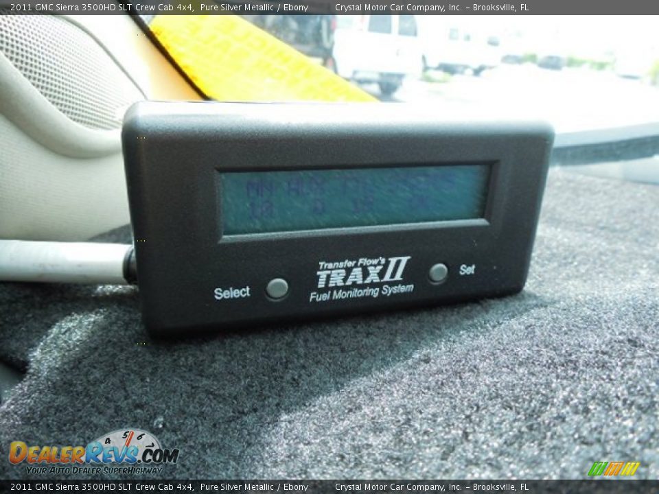 2011 GMC Sierra 3500HD SLT Crew Cab 4x4 Pure Silver Metallic / Ebony Photo #19