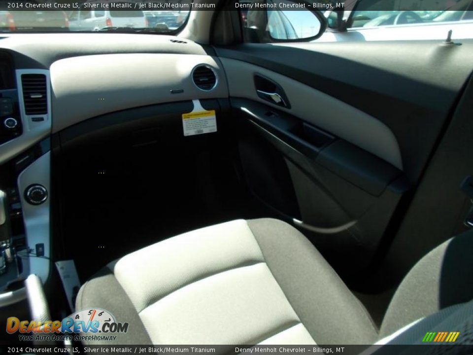 2014 Chevrolet Cruze LS Silver Ice Metallic / Jet Black/Medium Titanium Photo #10