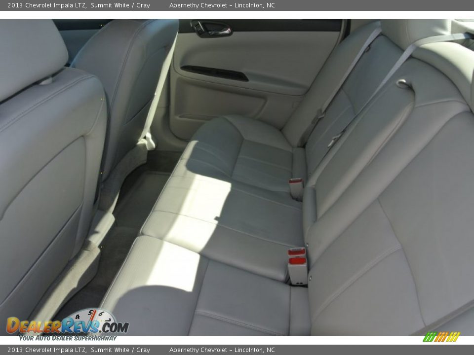 2013 Chevrolet Impala LTZ Summit White / Gray Photo #17