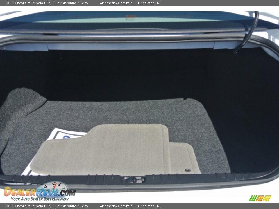 2013 Chevrolet Impala LTZ Summit White / Gray Photo #18