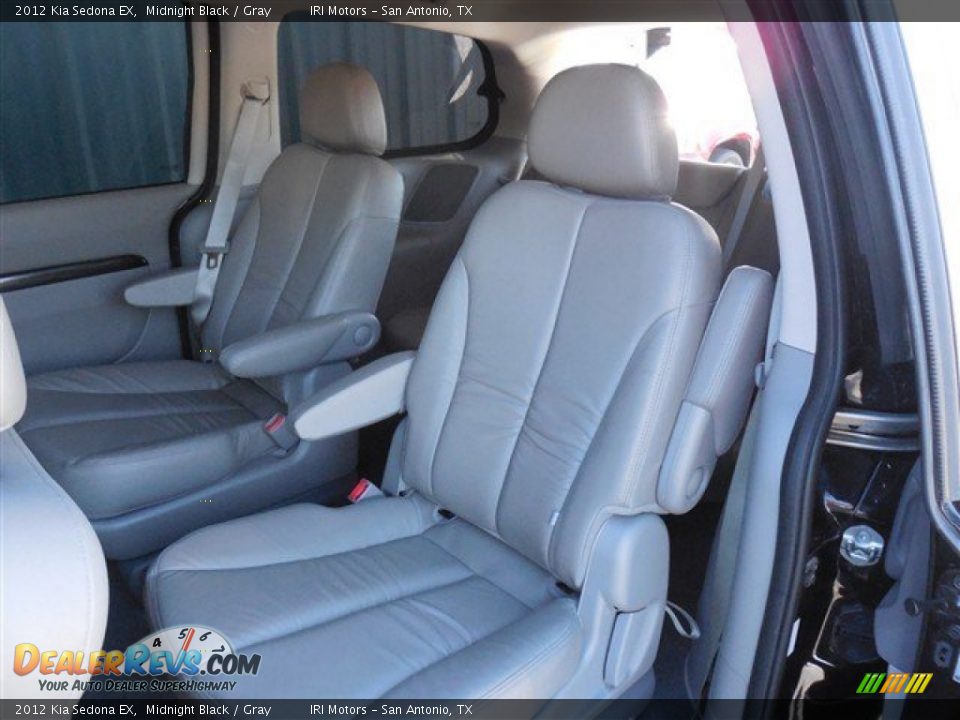 2012 Kia Sedona EX Midnight Black / Gray Photo #16