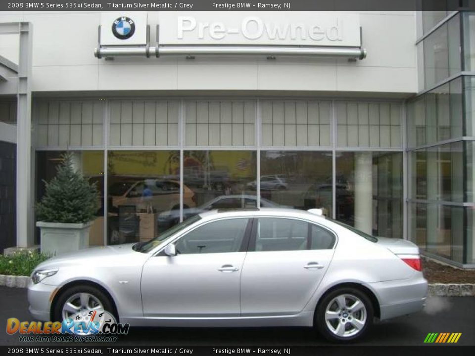 2008 BMW 5 Series 535xi Sedan Titanium Silver Metallic / Grey Photo #10
