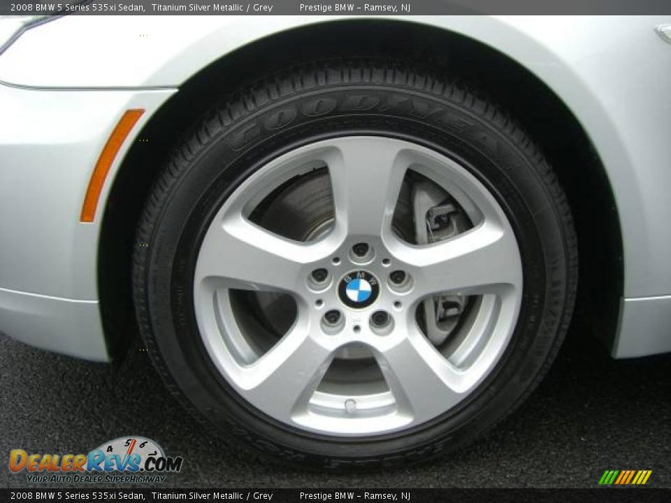 2008 BMW 5 Series 535xi Sedan Titanium Silver Metallic / Grey Photo #16