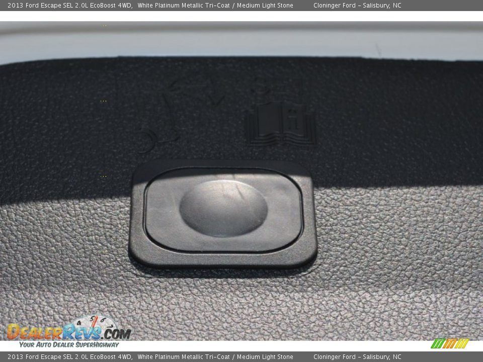 2013 Ford Escape SEL 2.0L EcoBoost 4WD White Platinum Metallic Tri-Coat / Medium Light Stone Photo #9
