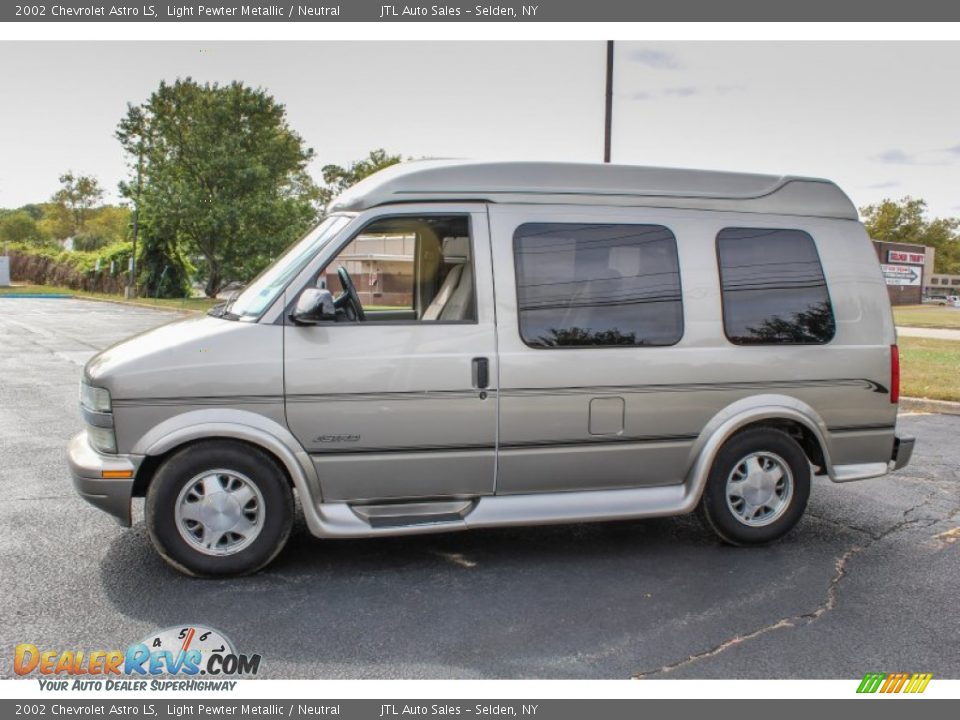 2002 Chevrolet Astro LS Light Pewter Metallic / Neutral Photo #3