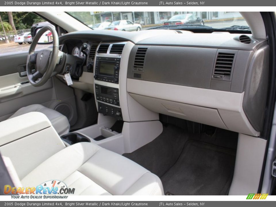 2005 Dodge Durango Limited 4x4 Bright Silver Metallic / Dark Khaki/Light Graystone Photo #9