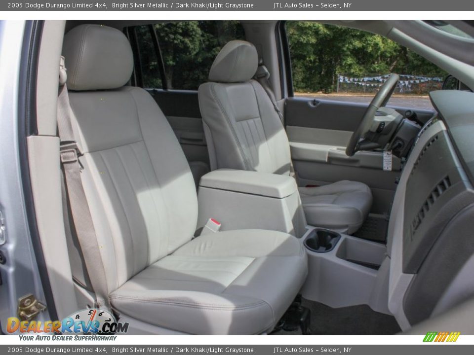 2005 Dodge Durango Limited 4x4 Bright Silver Metallic / Dark Khaki/Light Graystone Photo #10