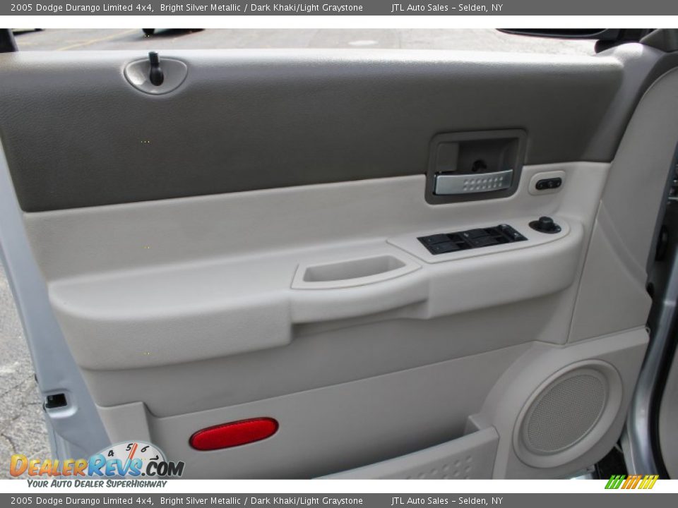 2005 Dodge Durango Limited 4x4 Bright Silver Metallic / Dark Khaki/Light Graystone Photo #11