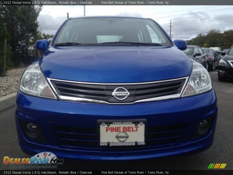 2012 Nissan Versa 1.8 SL Hatchback Metallic Blue / Charcoal Photo #2