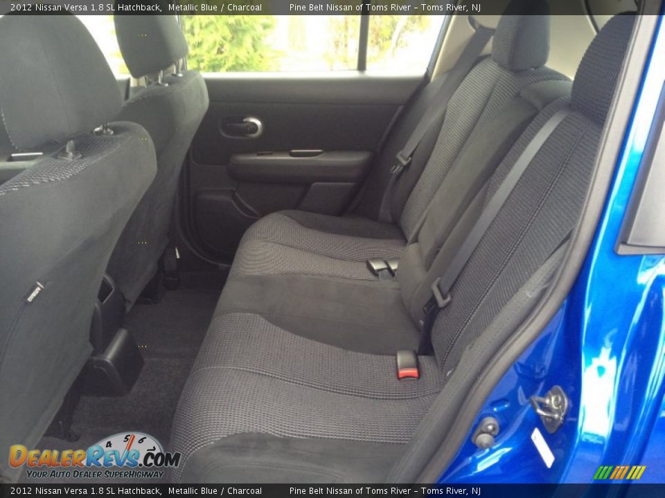 2012 Nissan Versa 1.8 SL Hatchback Metallic Blue / Charcoal Photo #7