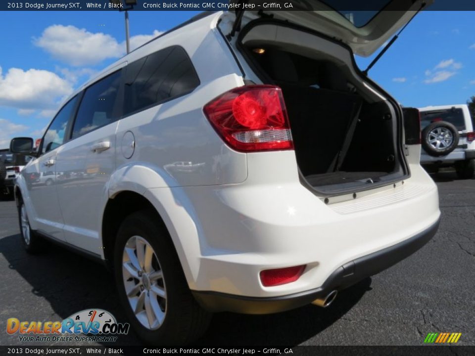 2013 Dodge Journey SXT White / Black Photo #15