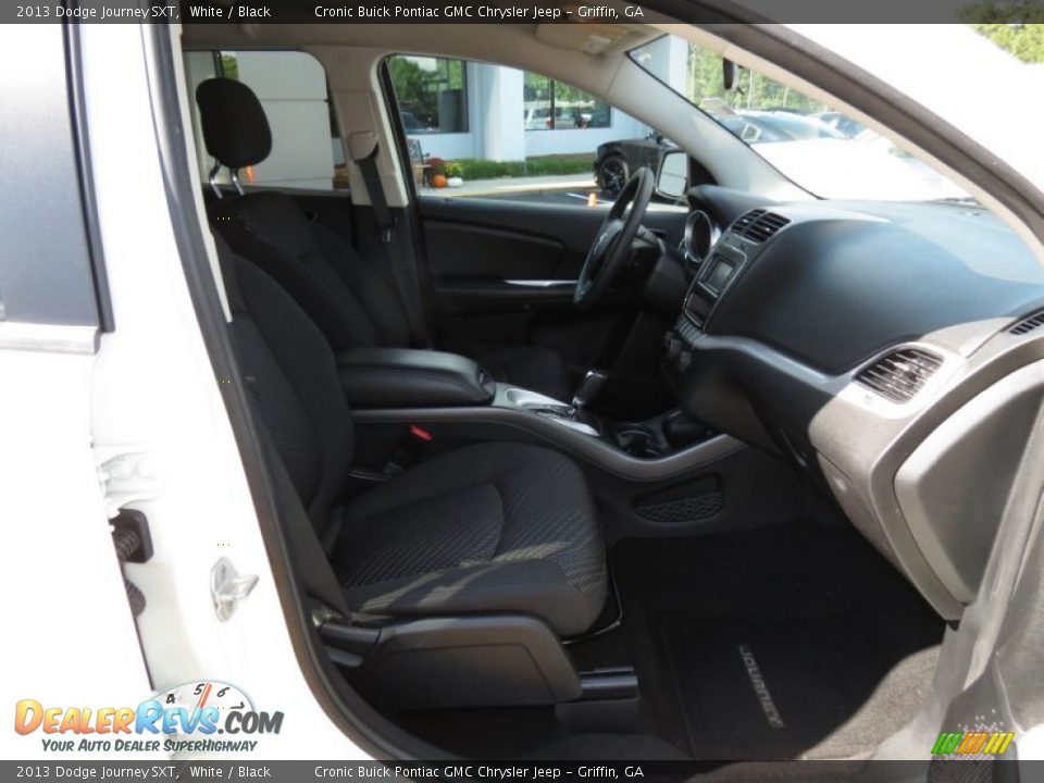 2013 Dodge Journey SXT White / Black Photo #18