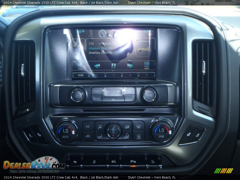 2014 Chevrolet Silverado 1500 LTZ Crew Cab 4x4 Black / Jet Black/Dark Ash Photo #16