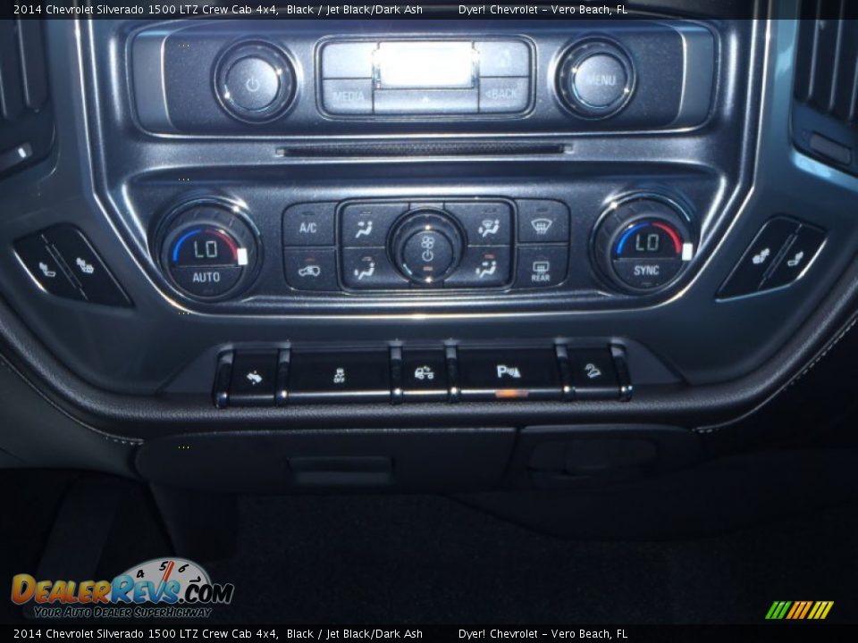 2014 Chevrolet Silverado 1500 LTZ Crew Cab 4x4 Black / Jet Black/Dark Ash Photo #24