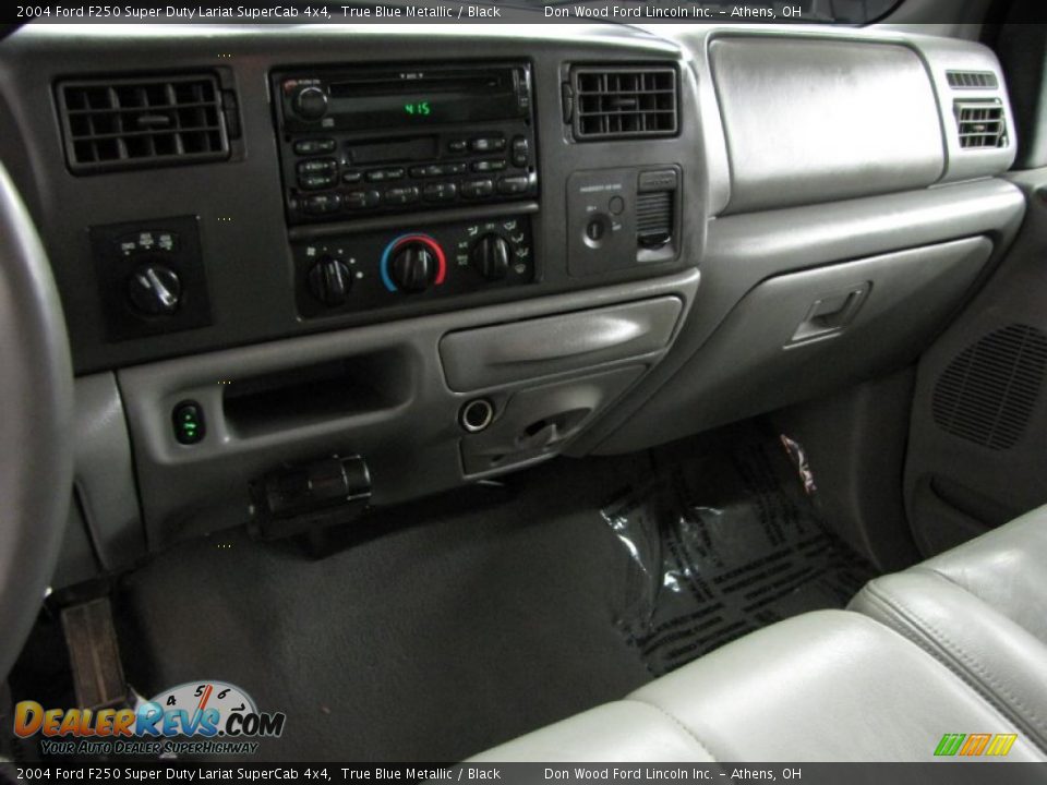 2004 Ford F250 Super Duty Lariat SuperCab 4x4 True Blue Metallic / Black Photo #25