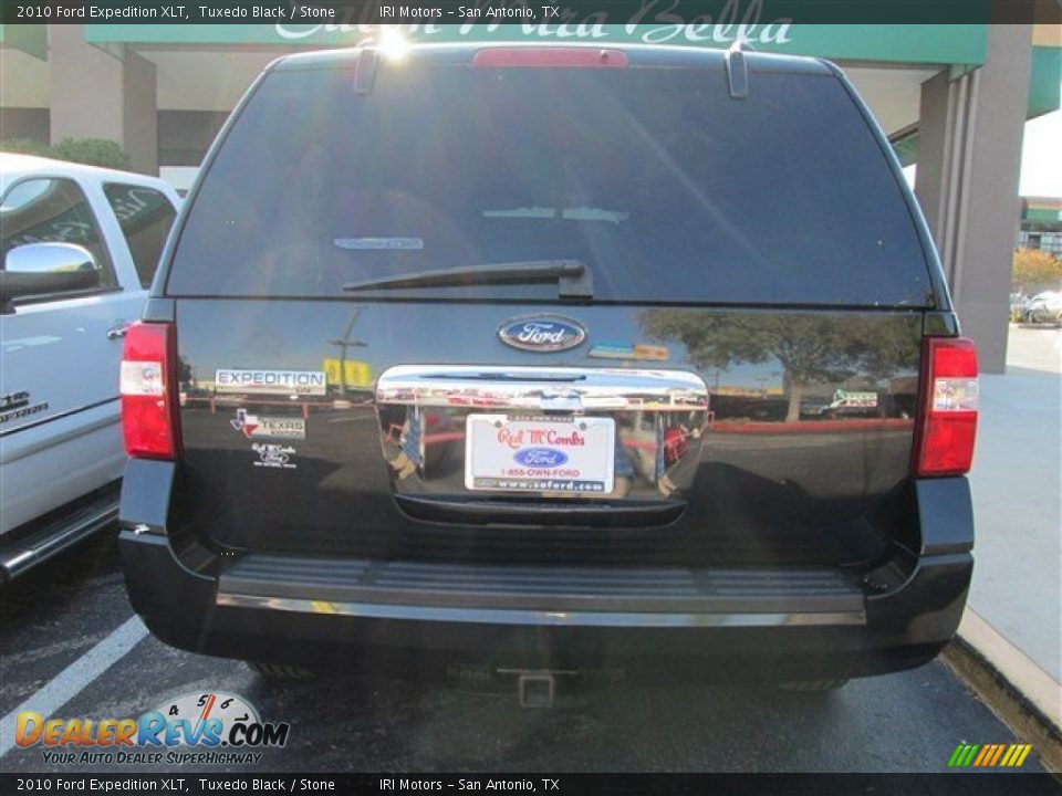 2010 Ford Expedition XLT Tuxedo Black / Stone Photo #4