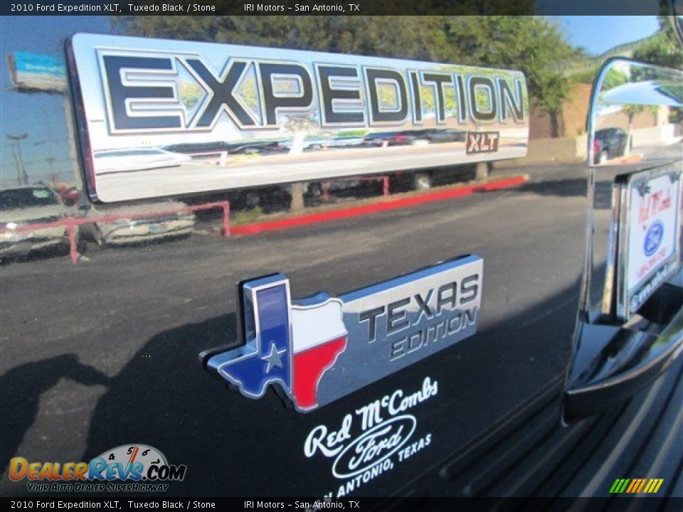 2010 Ford Expedition XLT Tuxedo Black / Stone Photo #5