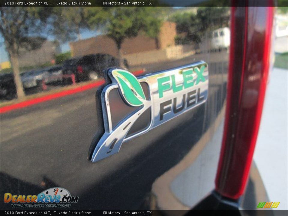 2010 Ford Expedition XLT Tuxedo Black / Stone Photo #6