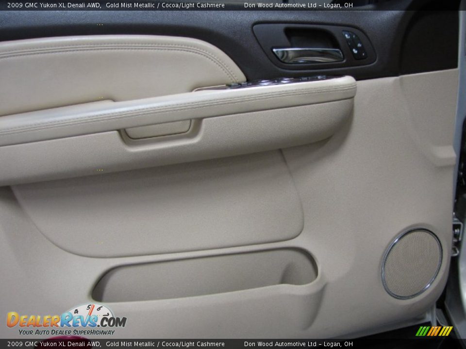 2009 GMC Yukon XL Denali AWD Gold Mist Metallic / Cocoa/Light Cashmere Photo #13