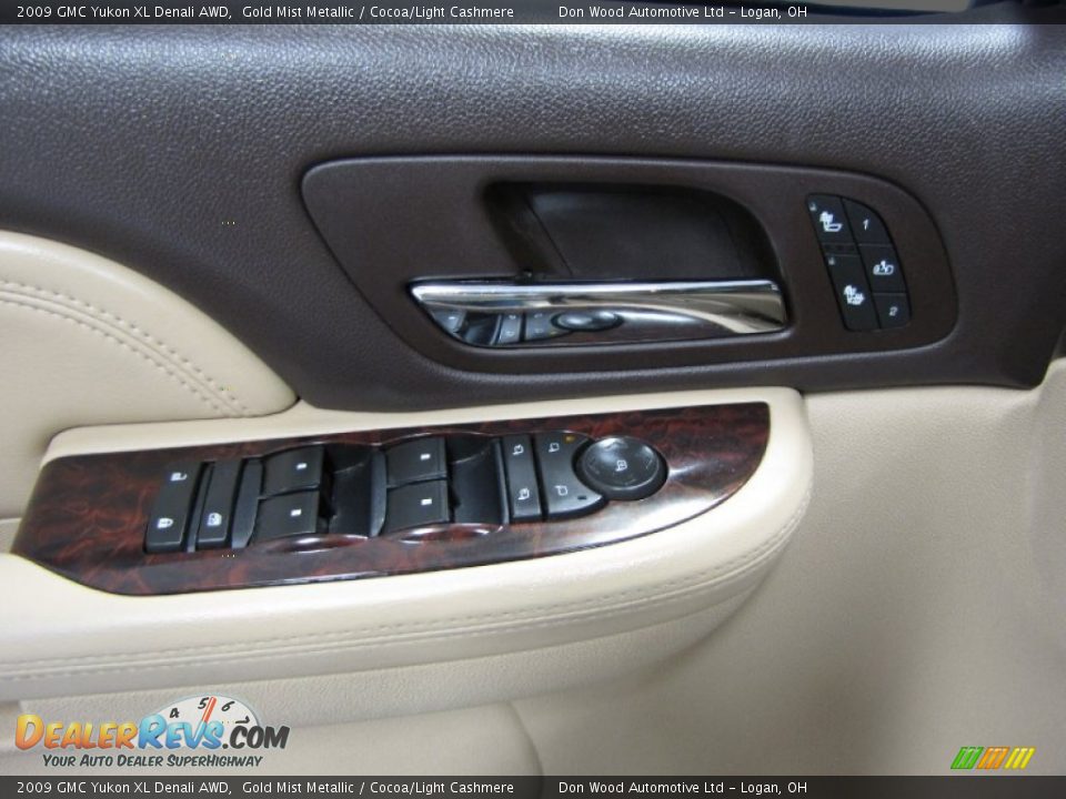 2009 GMC Yukon XL Denali AWD Gold Mist Metallic / Cocoa/Light Cashmere Photo #14