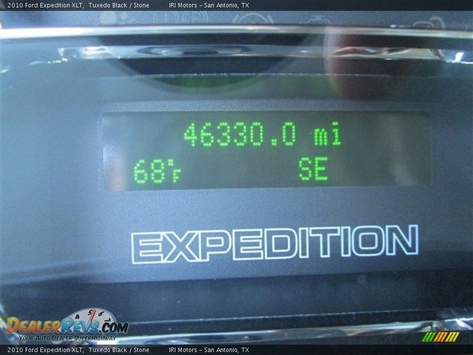 2010 Ford Expedition XLT Tuxedo Black / Stone Photo #14