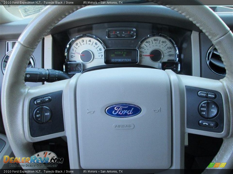 2010 Ford Expedition XLT Tuxedo Black / Stone Photo #18