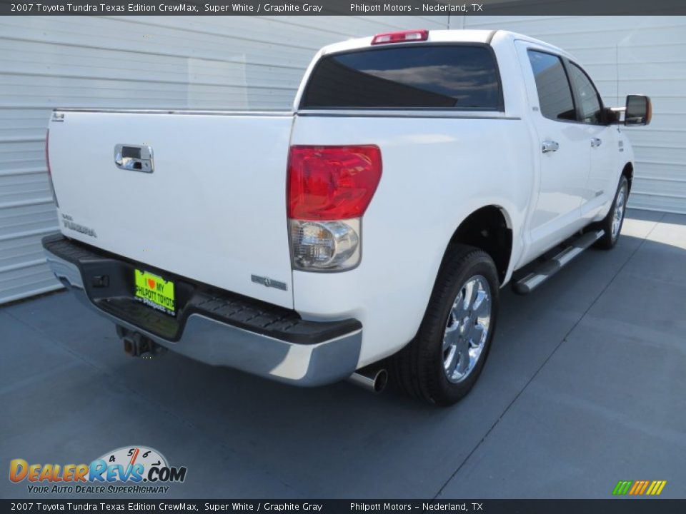 2007 Toyota Tundra Texas Edition CrewMax Super White / Graphite Gray Photo #4