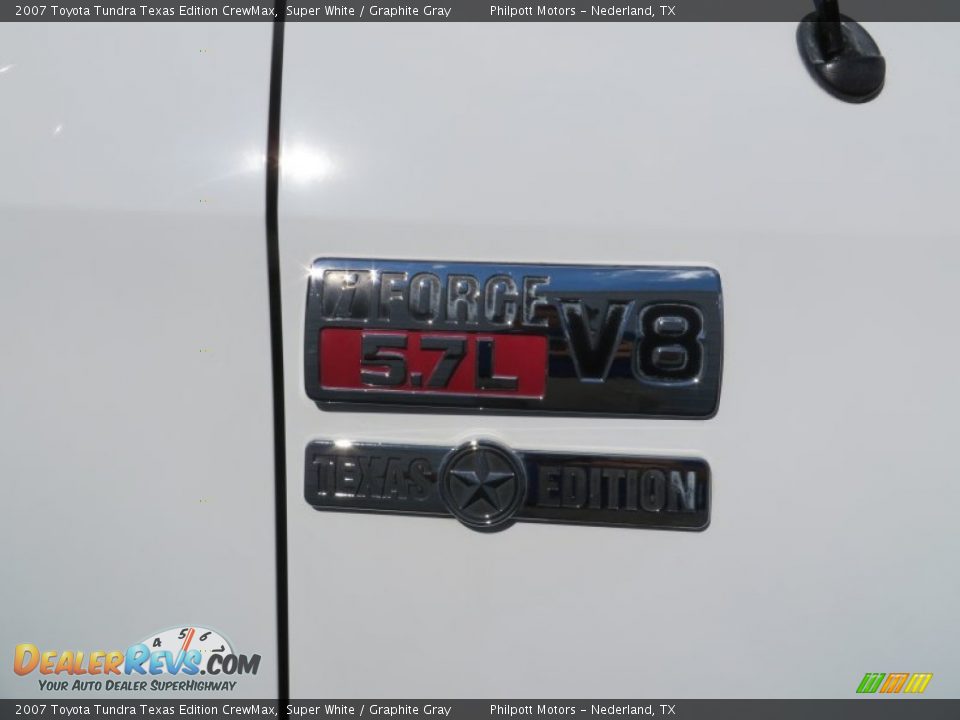 2007 Toyota Tundra Texas Edition CrewMax Super White / Graphite Gray Photo #16