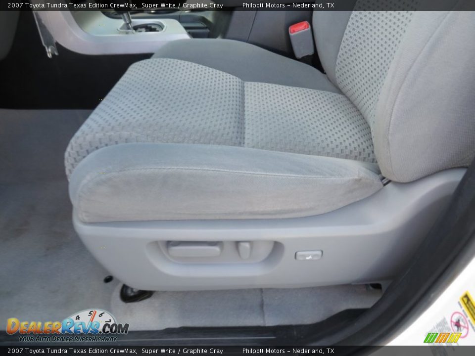 2007 Toyota Tundra Texas Edition CrewMax Super White / Graphite Gray Photo #36